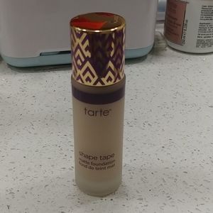Tart Shape Tape Matte Foudation fair sand